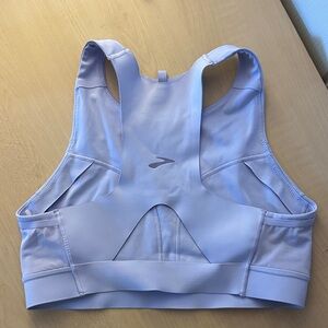 Women's Lilac Brooks Sports Bra